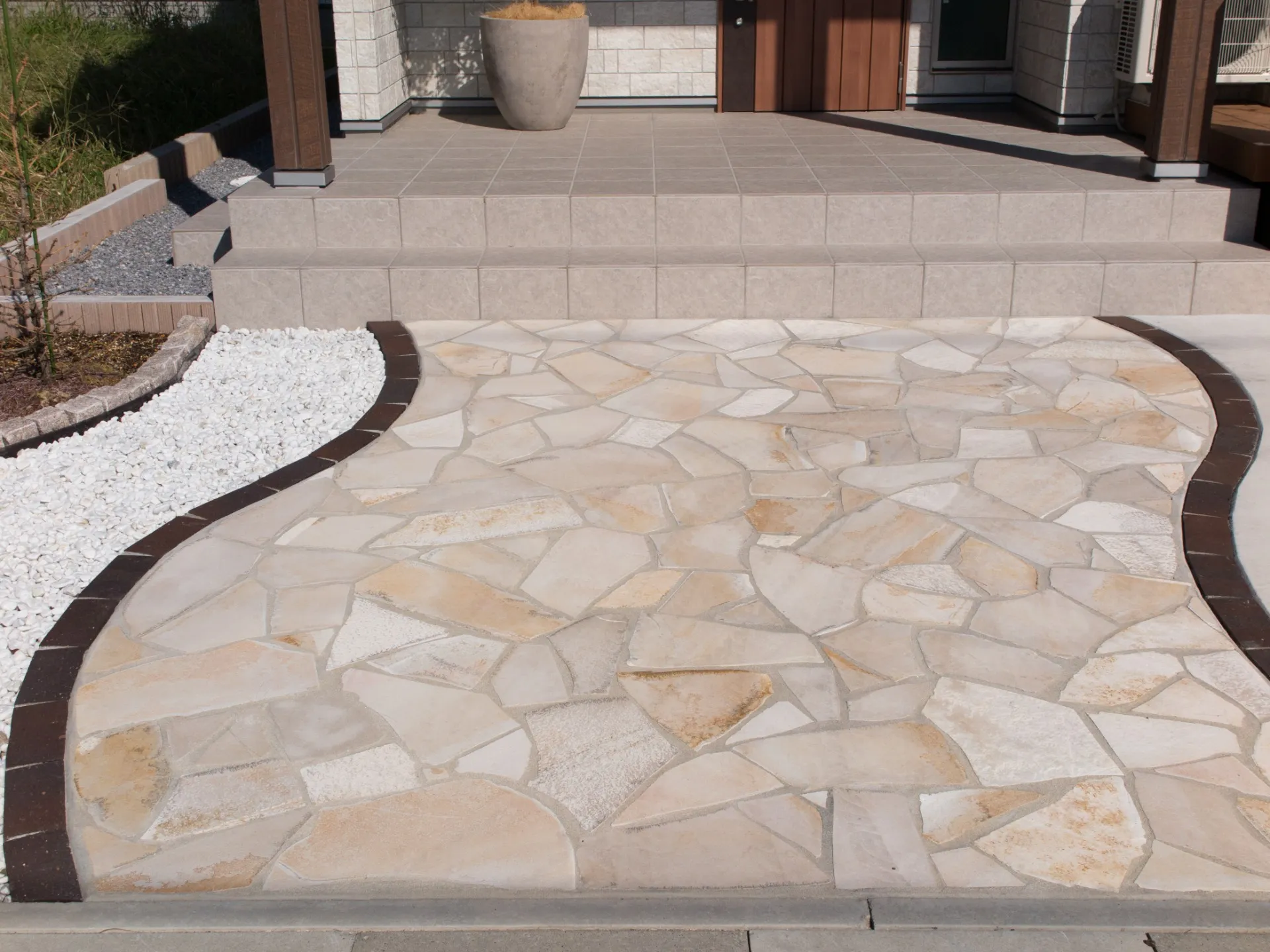 乱張りのアプローチ